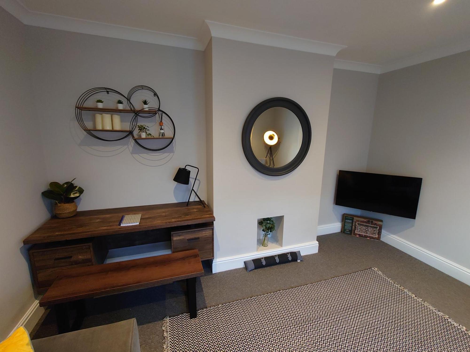 Newly Renovated 2-Bed Bungalow บาธ ภายนอก รูปภาพ